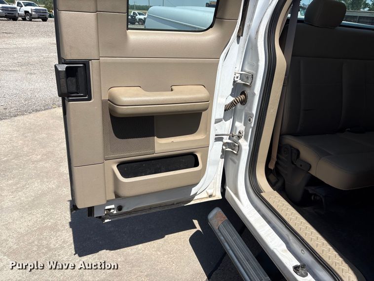 image for item ET6161 2008 Ford F150 XL Ext. Cab pickup truck