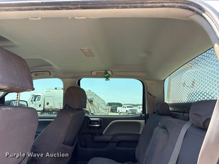 image for item ET6163 2016 Chevrolet Silverado 2500HD Crew Cab utility bed pickup truck