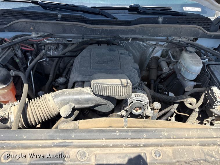 image for item ET6163 2016 Chevrolet Silverado 2500HD Crew Cab utility bed pickup truck