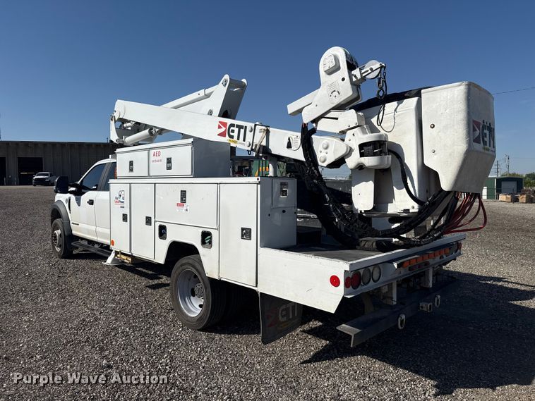 image for item ET6164 2019 Ford F550 Super Duty XL bucket truck