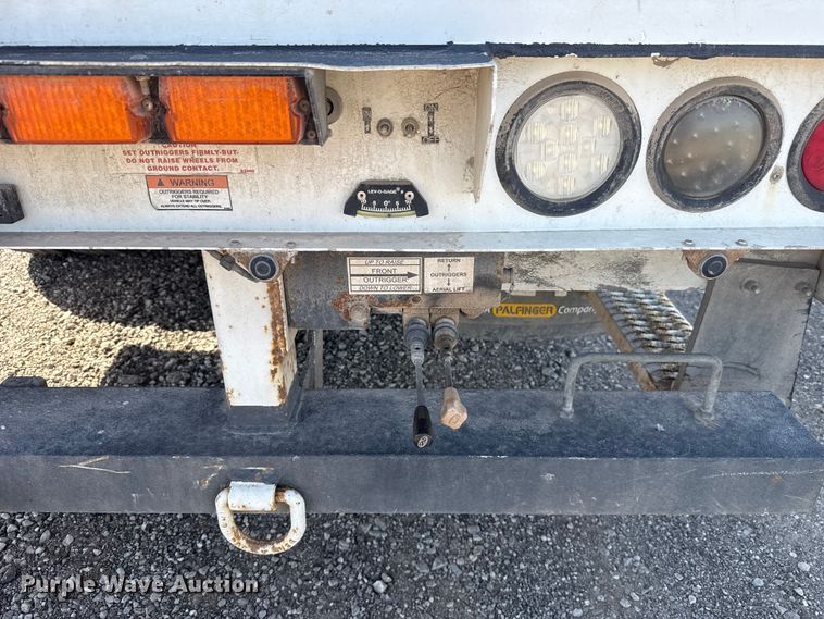 image for item ET6164 2019 Ford F550 Super Duty XL bucket truck