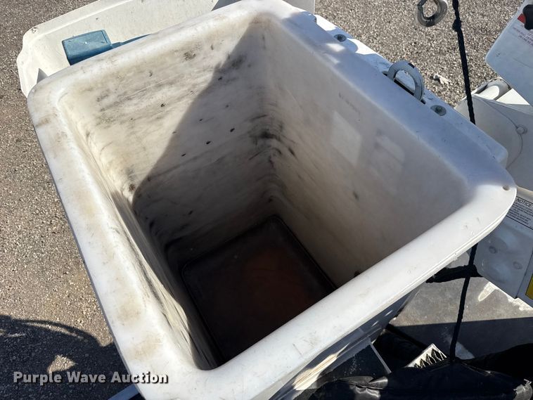 image for item ET6164 2019 Ford F550 Super Duty XL bucket truck