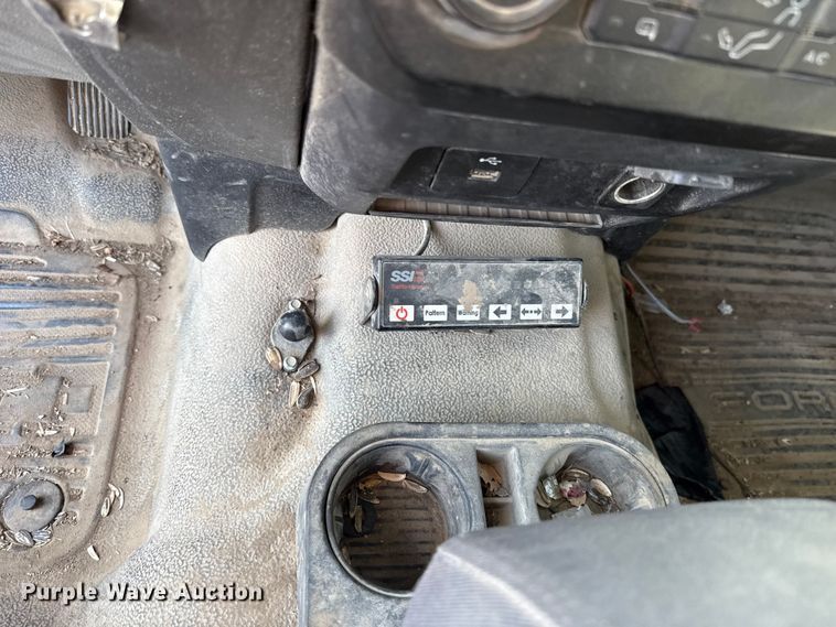 image for item ET6164 2019 Ford F550 Super Duty XL bucket truck