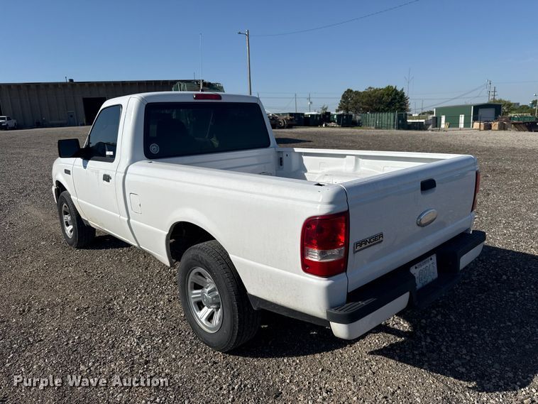 image for item ET6165 2006 Ford Ranger pickup truck