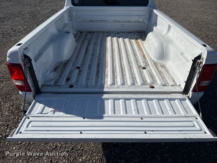 image for item ET6165 2006 Ford Ranger pickup truck