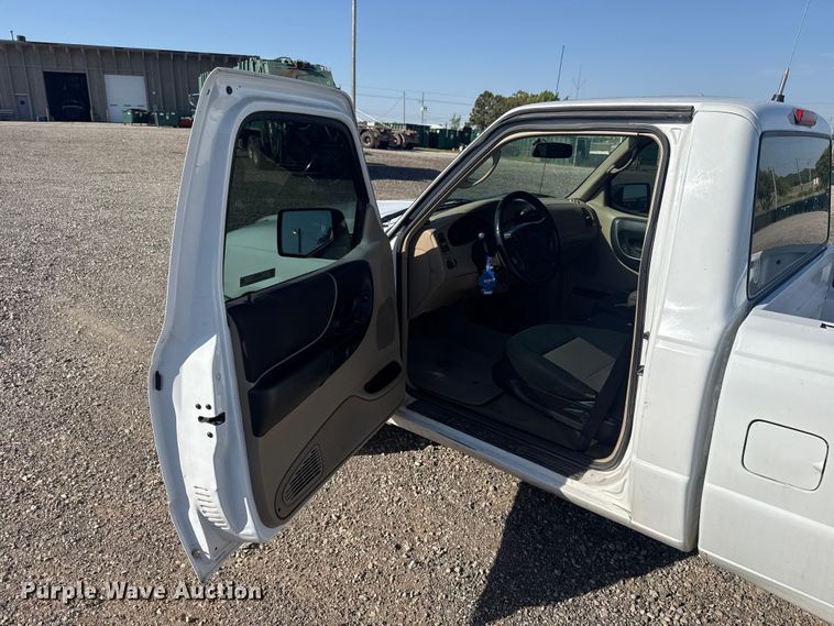 image for item ET6165 2006 Ford Ranger pickup truck