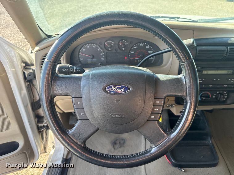 image for item ET6165 2006 Ford Ranger pickup truck