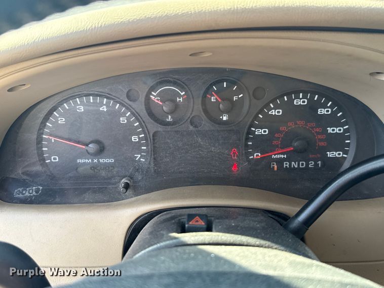 image for item ET6165 2006 Ford Ranger pickup truck