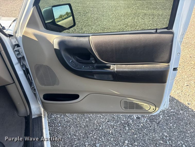 image for item ET6165 2006 Ford Ranger pickup truck