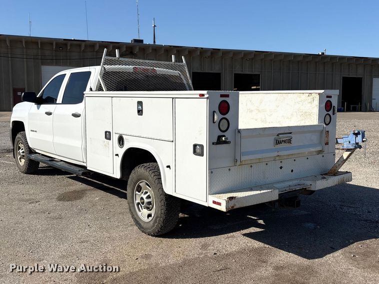 image for item ET6167 2016 Chevrolet Silverado 2500HD Crew Cab utility bed pickup truck