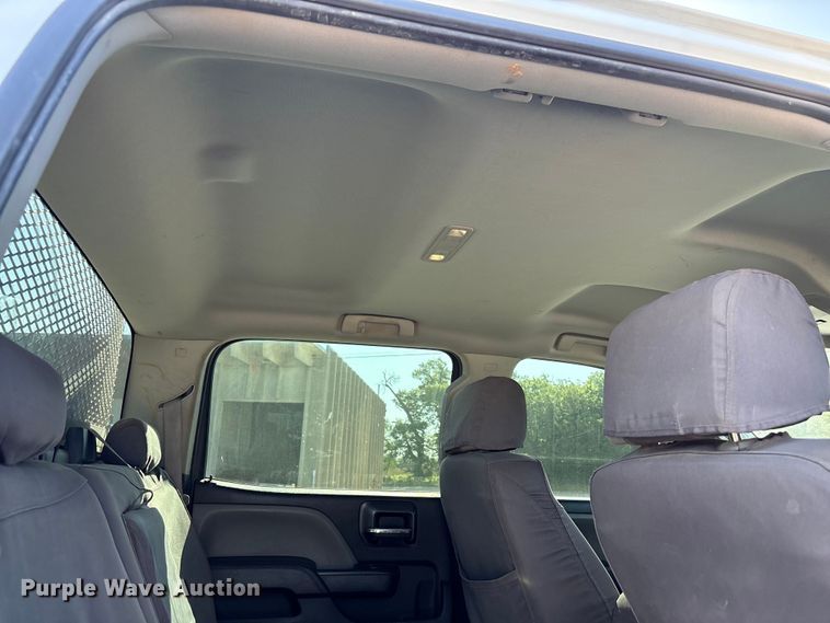 image for item ET6167 2016 Chevrolet Silverado 2500HD Crew Cab utility bed pickup truck