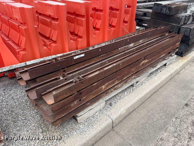 image for item ET6208 Concrete forms