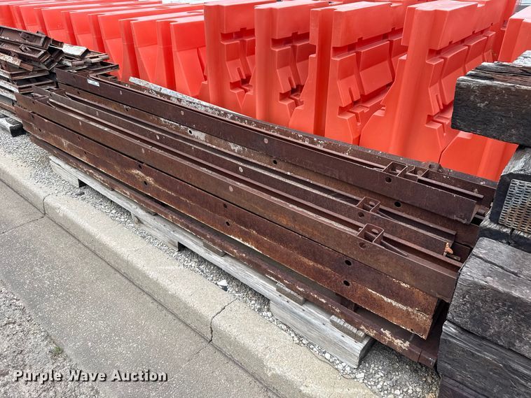 image for item ET6208 Concrete forms