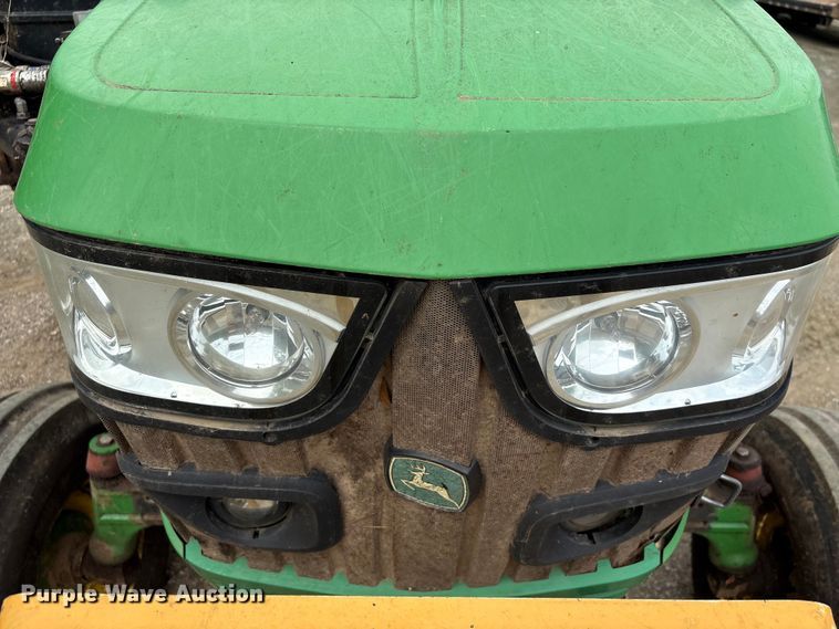 image for item EU0583 2016 John Deere 6110M tractor