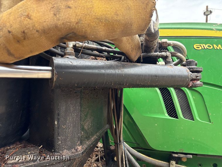image for item EU0583 2016 John Deere 6110M tractor