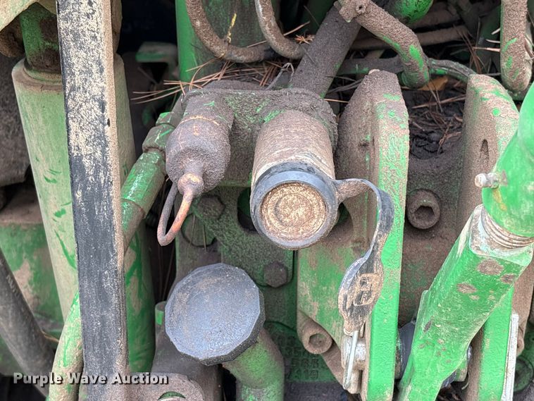 image for item EU0583 2016 John Deere 6110M tractor