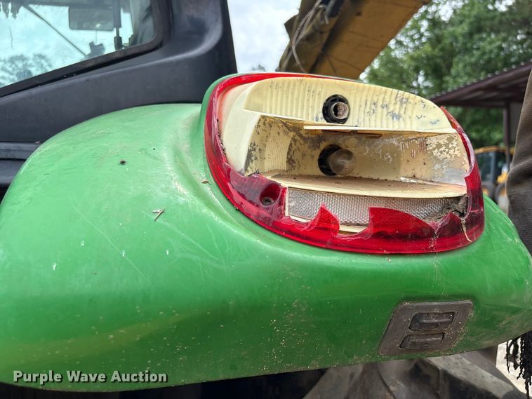 image for item EU0583 2016 John Deere 6110M tractor