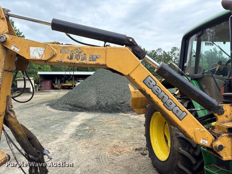 image for item EU0583 2016 John Deere 6110M tractor
