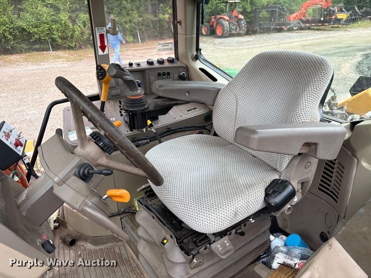 image for item EU0583 2016 John Deere 6110M tractor