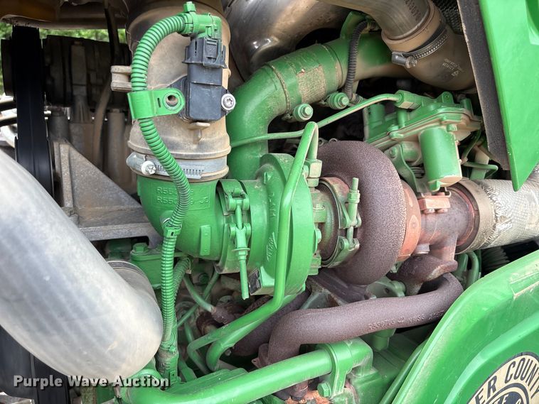 image for item EU0583 2016 John Deere 6110M tractor