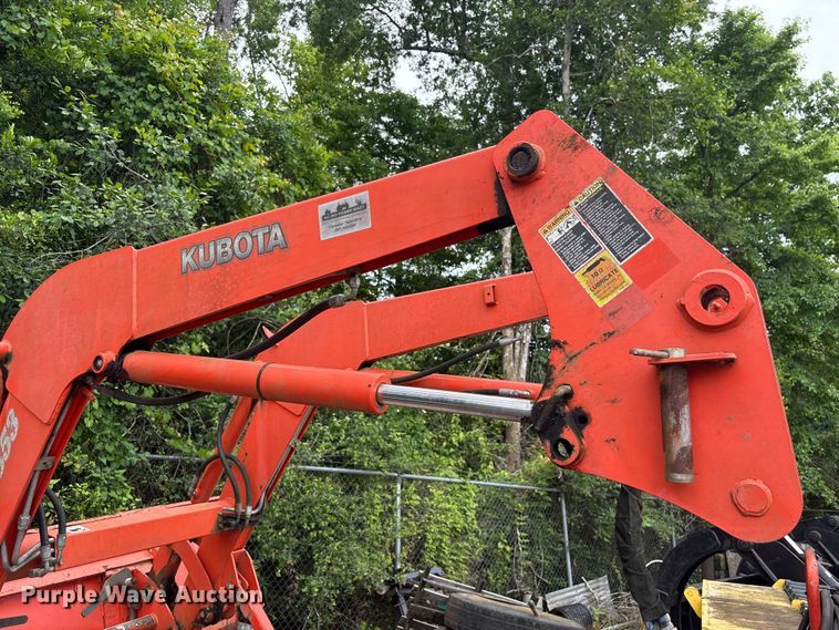 image for item EU0585 Kubota M8540 MFWD tractor
