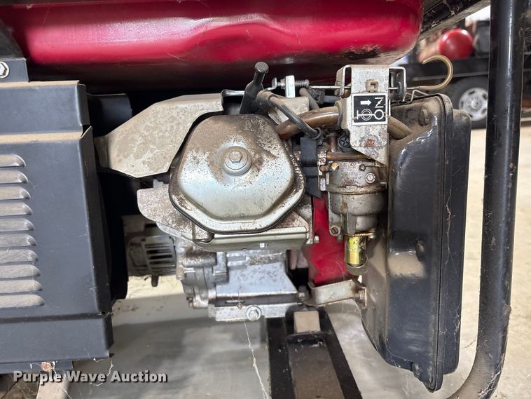 image for item EU0587 Kenowa 10,000 generator