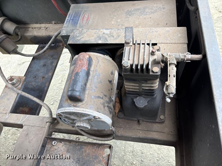 image for item EU0588 Over-Lowe TP-5A4-DC light plant