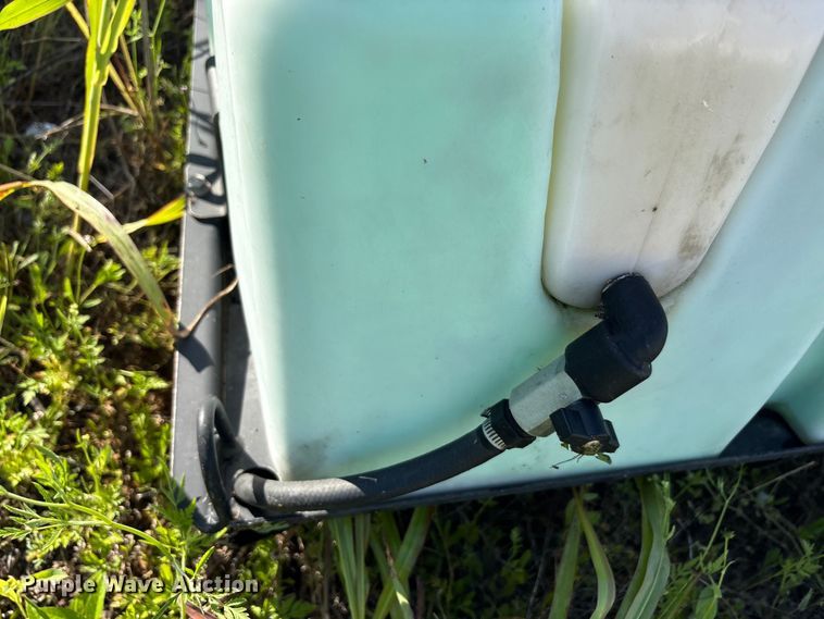 image for item EU5577 John Deere HD200 sprayer