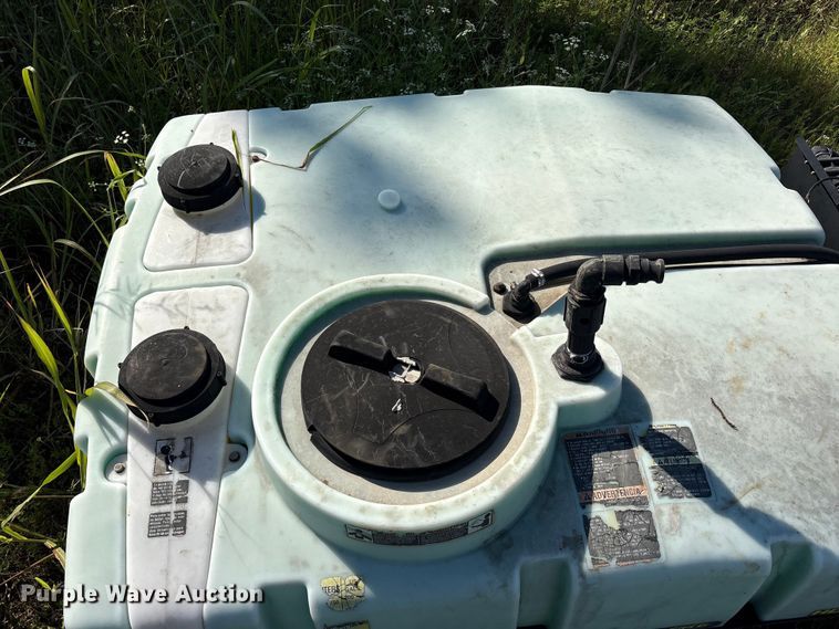 image for item EU5577 John Deere HD200 sprayer