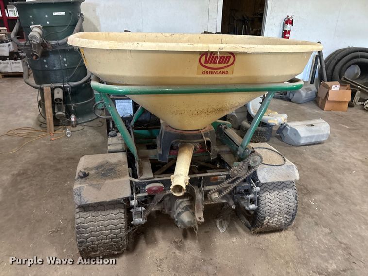 image for item EU5584 1996 Cushman 898536 spreader
