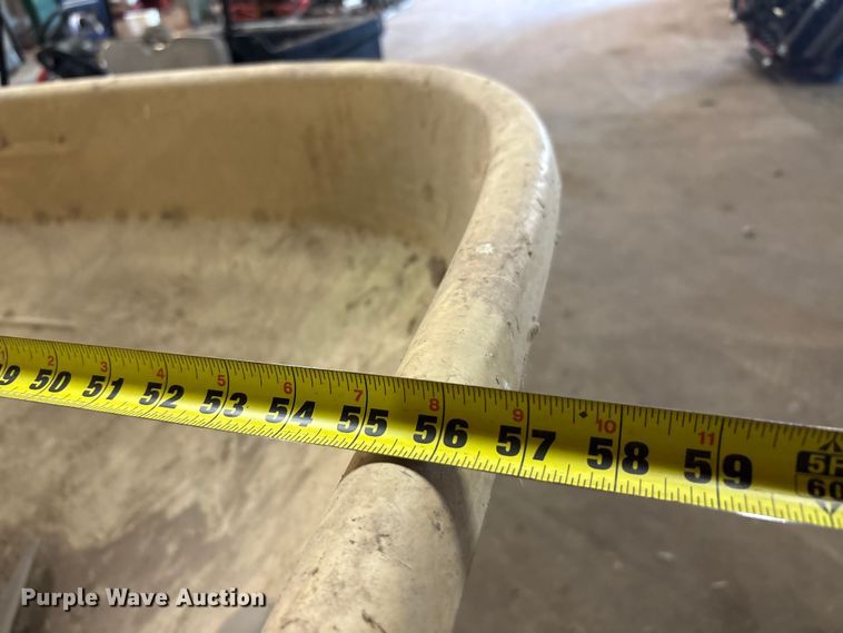 image for item EU5584 1996 Cushman 898536 spreader