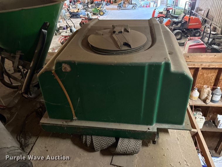 image for item EU5584 1996 Cushman 898536 spreader