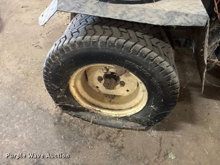 image for item EU5584 1996 Cushman 898536 spreader