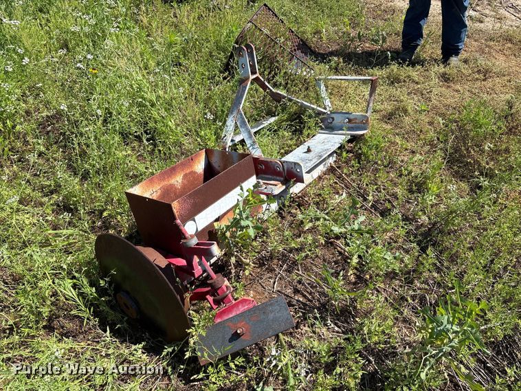 image for item EU5587 Sod cutter