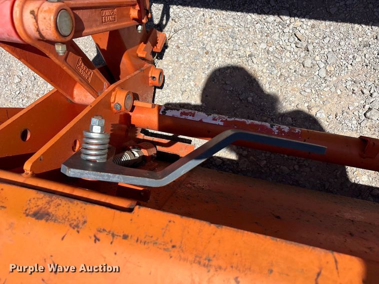 image for item EU5589 Kubota L6060 MFWD tractor