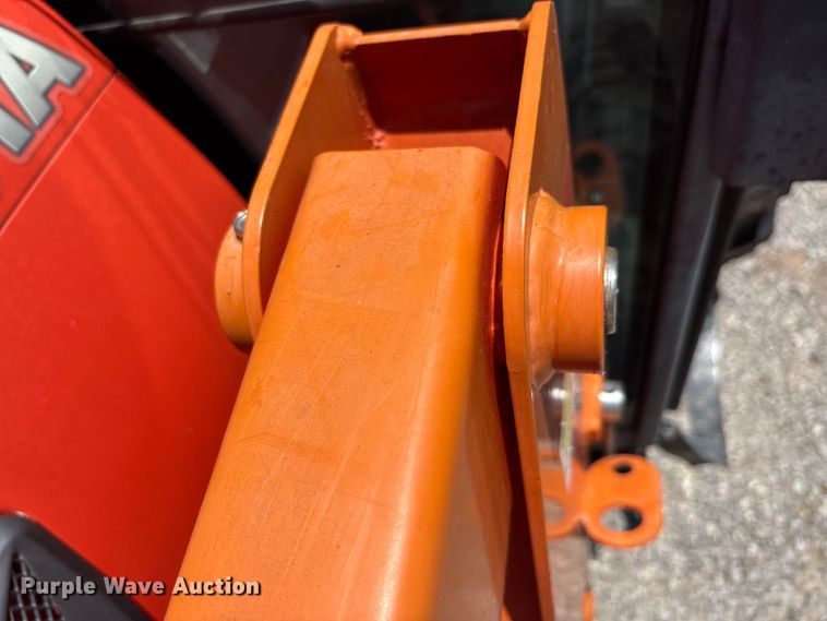 image for item EU5589 Kubota L6060 MFWD tractor