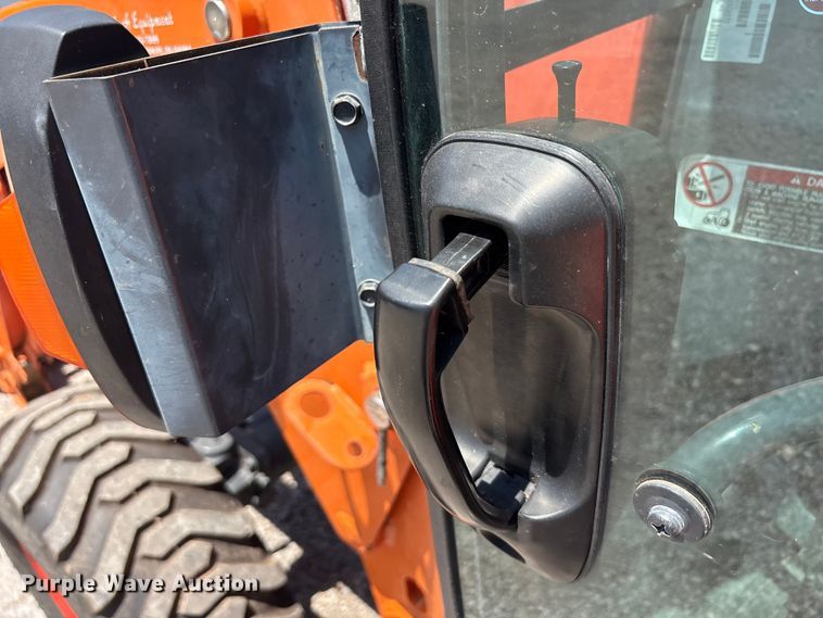 image for item EU5589 Kubota L6060 MFWD tractor