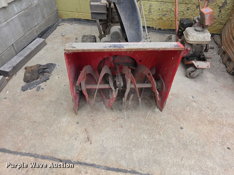image for item EV2097 Lawn and garden equipment