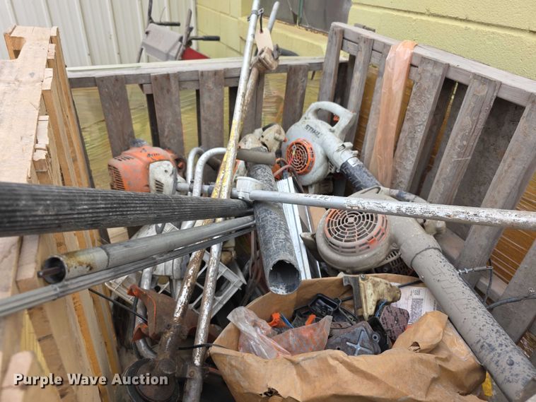 image for item EV2097 Lawn and garden equipment