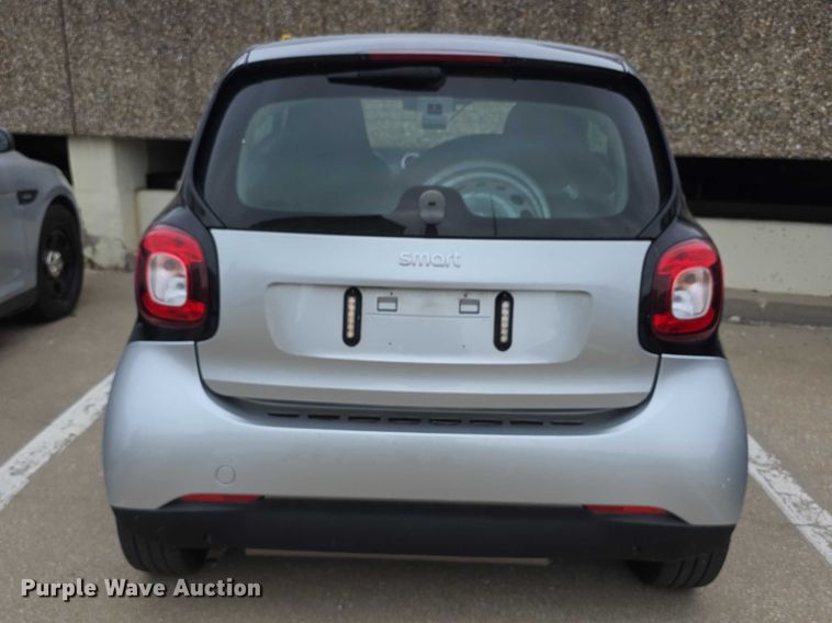image for item EV2119 2016 Smart Fortwo 