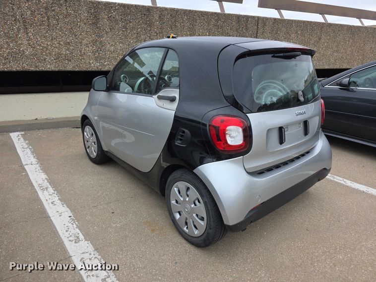 image for item EV2119 2016 Smart Fortwo 