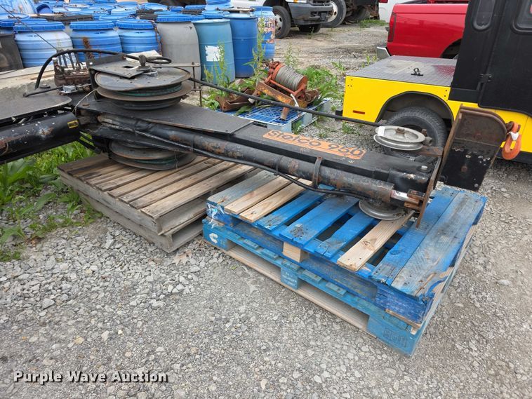 image for item EV2166 Stetco 950 crane truck