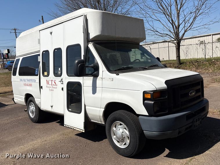 image for item EV2860 2012 Ford E350 handicap accessible van