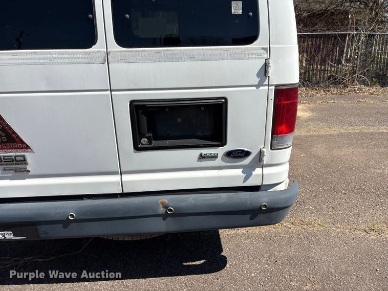 image for item EV2860 2012 Ford E350 handicap accessible van