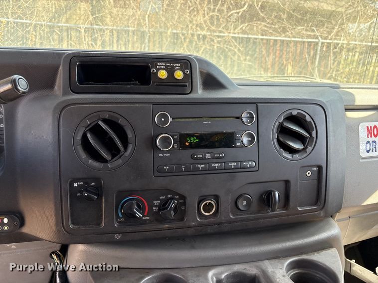 image for item EV2860 2012 Ford E350 handicap accessible van