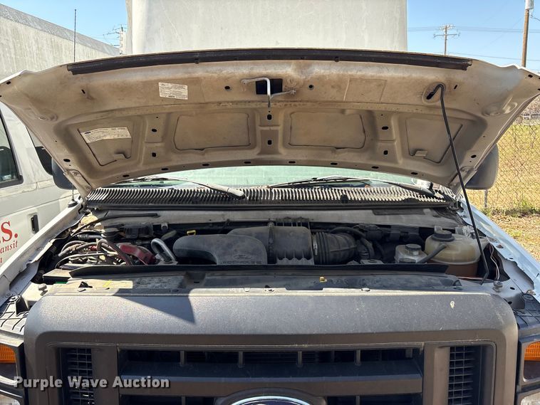 image for item EV2860 2012 Ford E350 handicap accessible van
