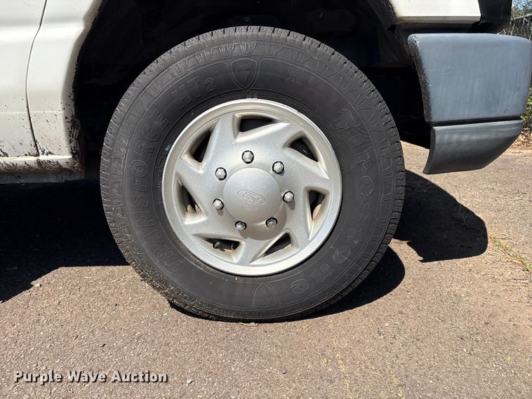 image for item EV2860 2012 Ford E350 handicap accessible van