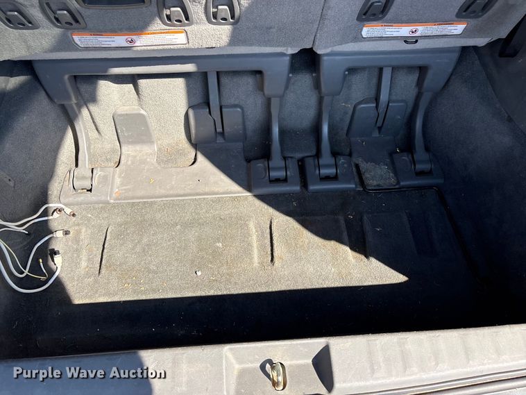 image for item EV2862 2015 Toyota Sienna van