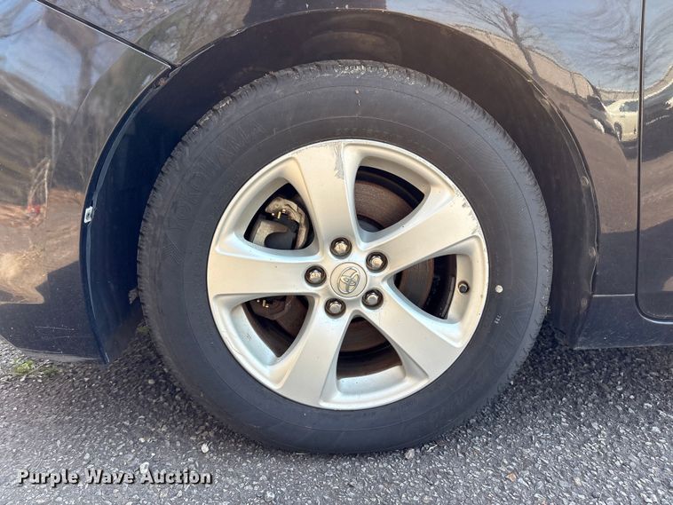 image for item EV2862 2015 Toyota Sienna van