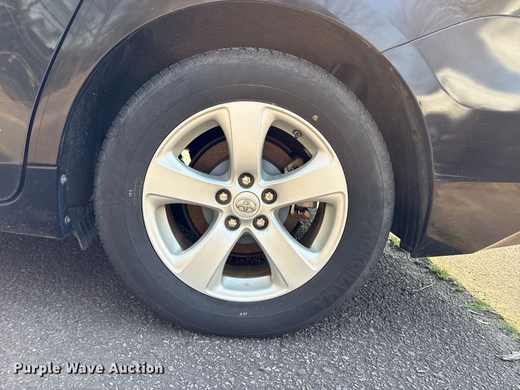 image for item EV2862 2015 Toyota Sienna van